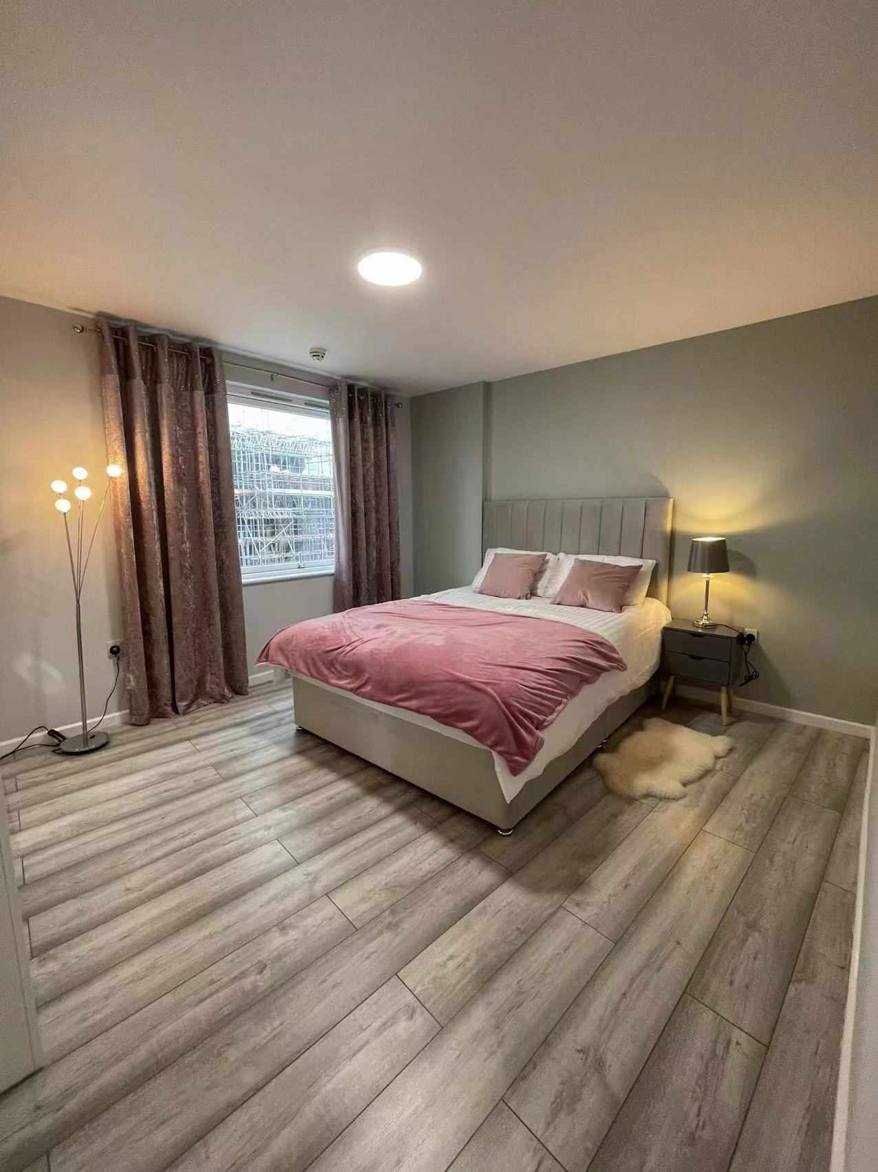 Blackwall Way UKMate