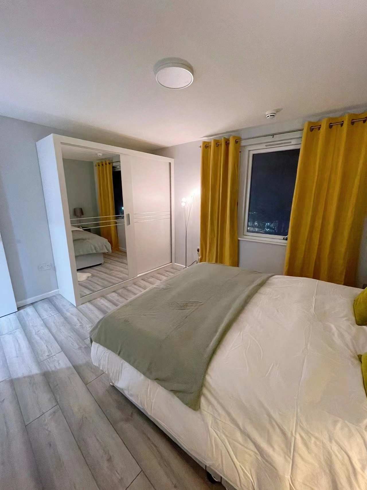 Blackwall Way UKMate