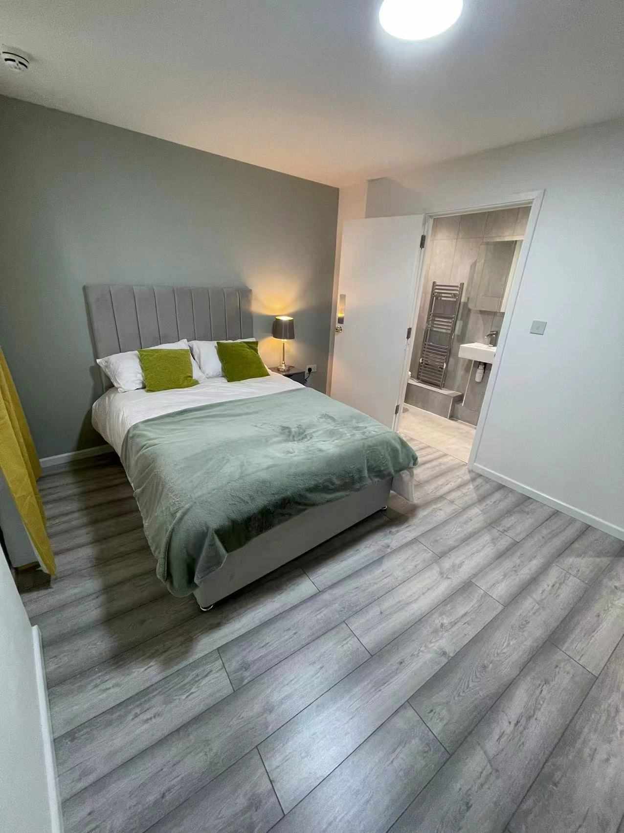 Blackwall Way UKMate