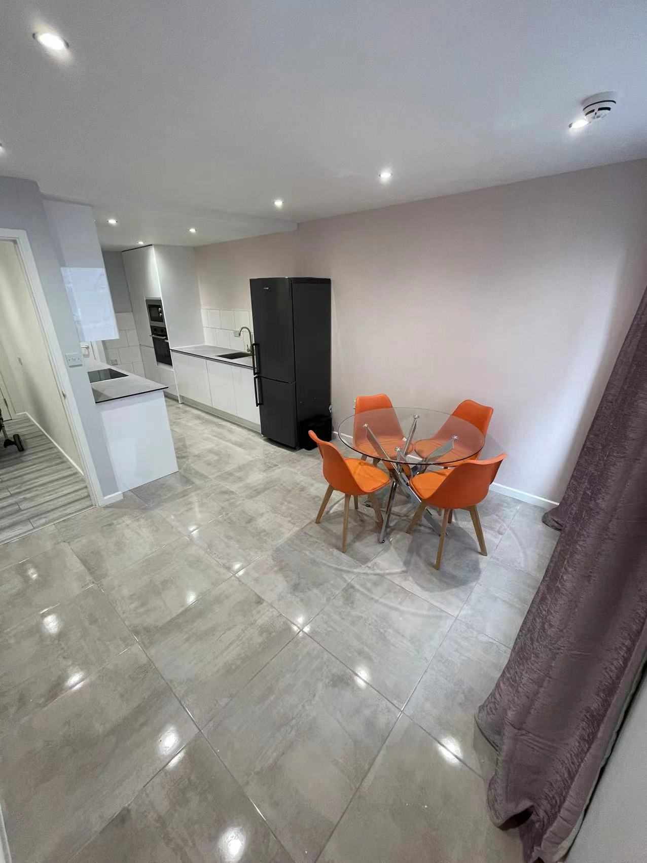 Blackwall Way UKMate