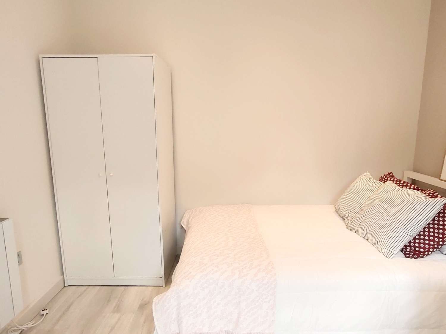 YOHO Kingston Bonner Hill Road 2b1b UKMate